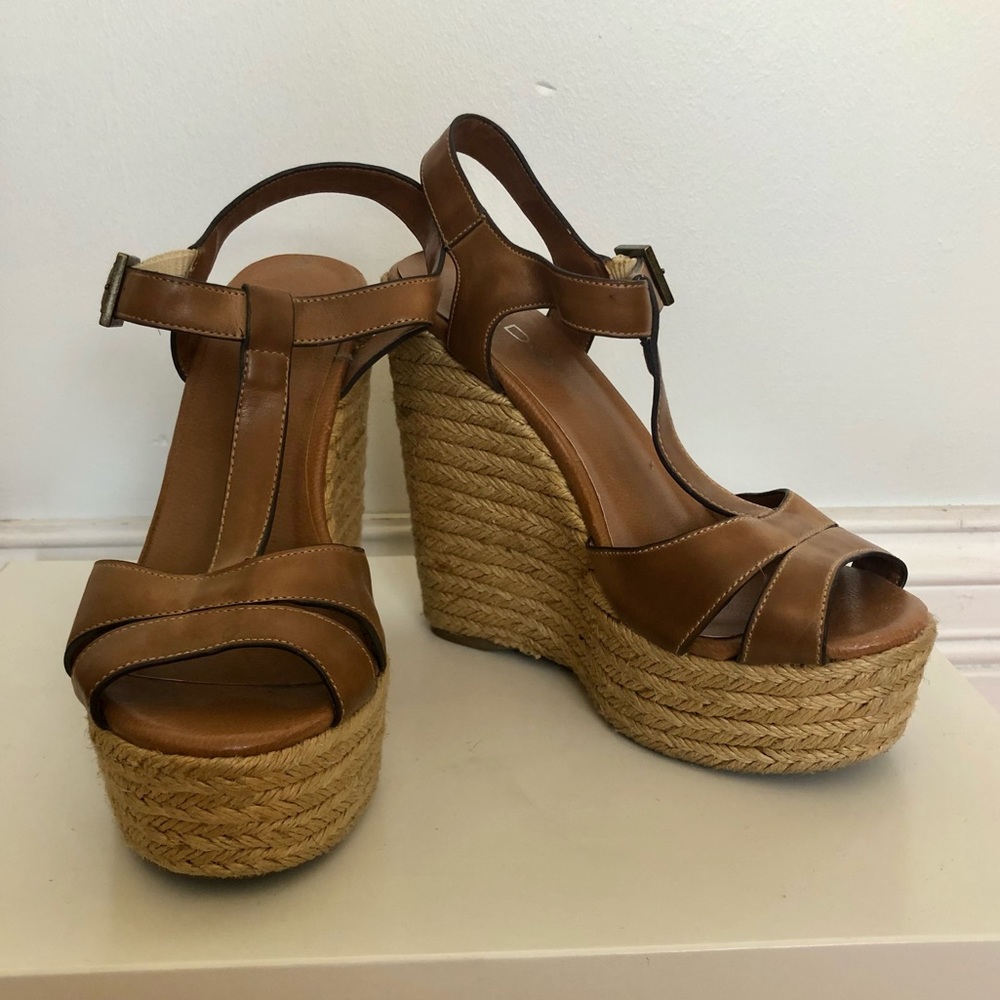Aldo t-strap Wedge Sandals, Size 36